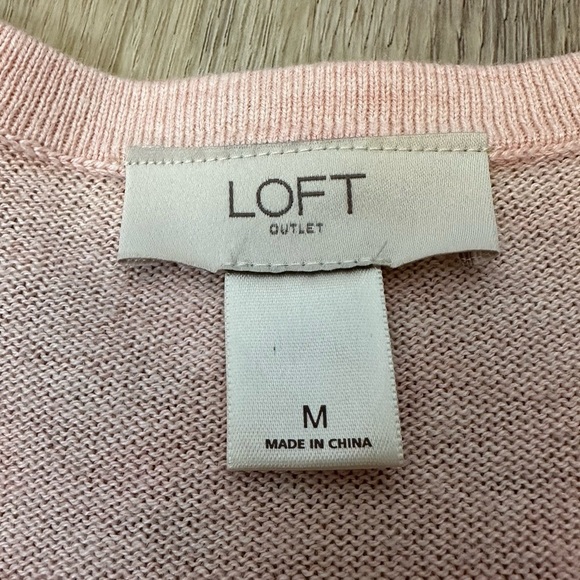 LOFT Light Pink Long Sleeve Knit Sweater size M - Picture 3 of 8